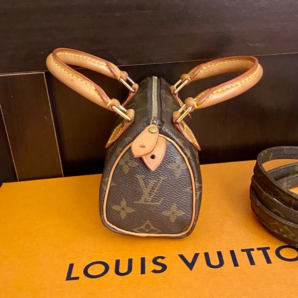 SALE‼️🤎Louis Vuitton Mini speedy crossbody🤎 - Picture 3 of 15